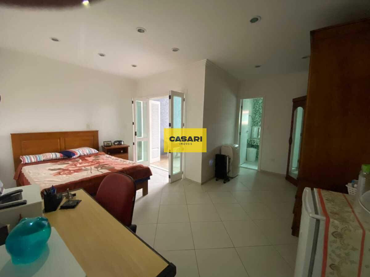 Casa para à venda no bairro Dos Casa, São Bernardo do Campo - Casari Imóveis: 