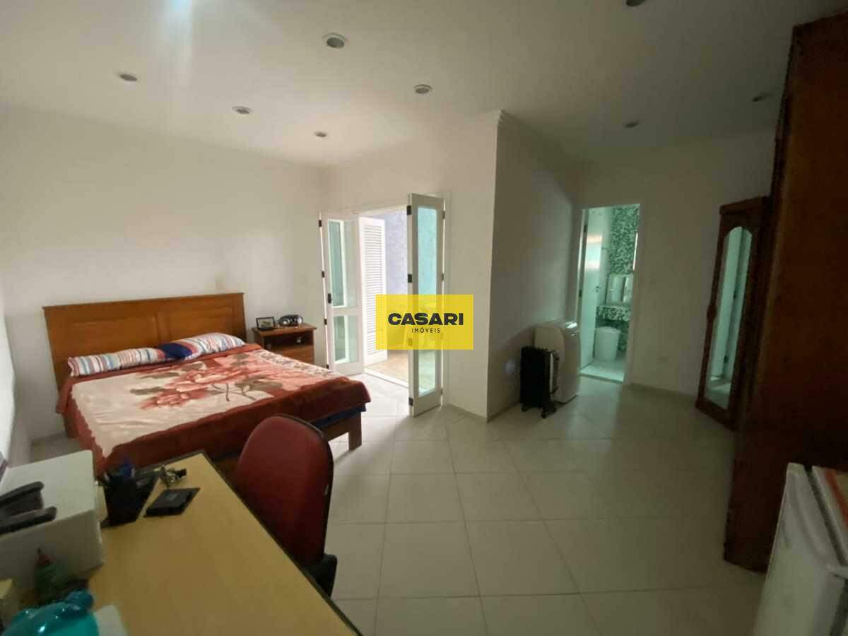 Casa para à venda no bairro Dos Casa, São Bernardo do Campo - Casari Imóveis: 