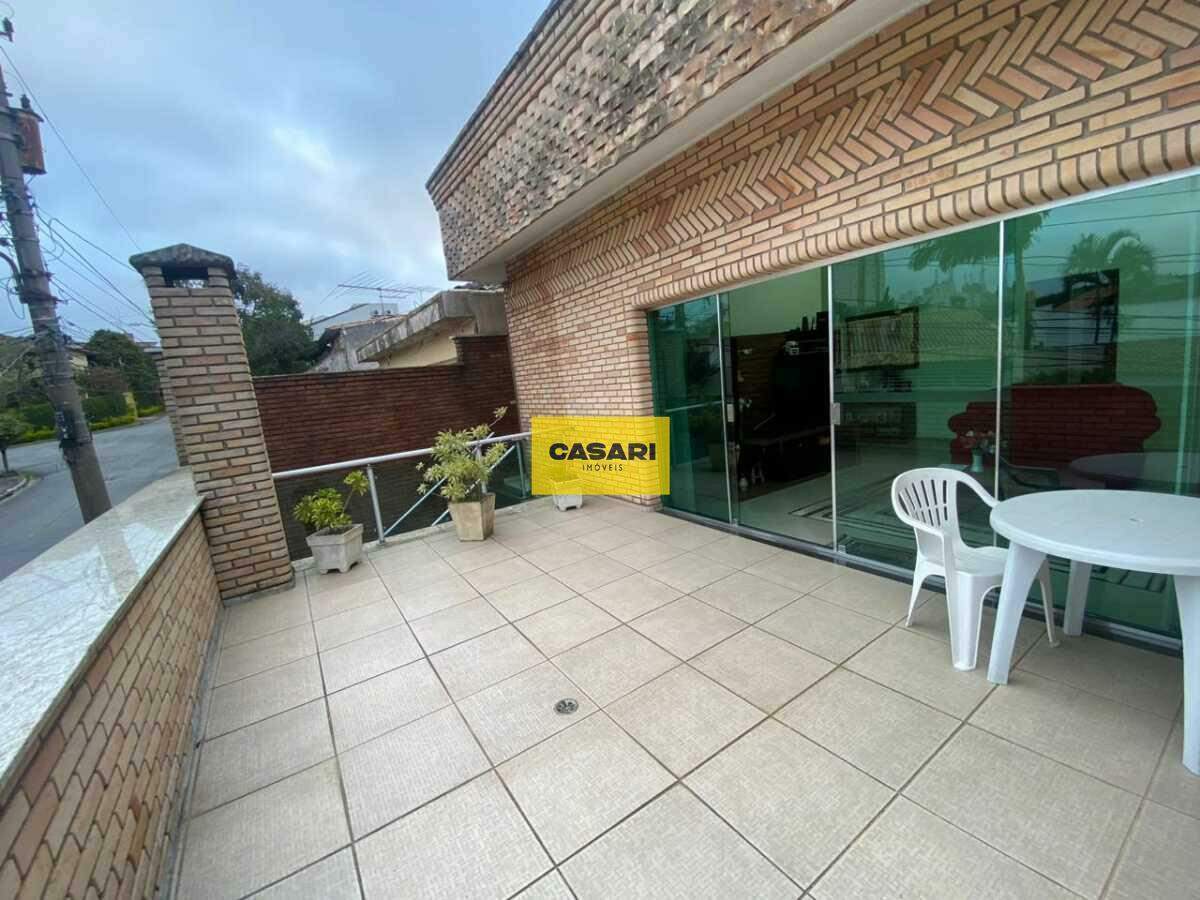 Casa para à venda no bairro Dos Casa, São Bernardo do Campo - Casari Imóveis: 