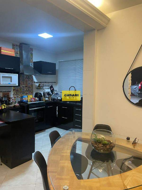 Sobrado à venda no Jardim Santo Antônio: 