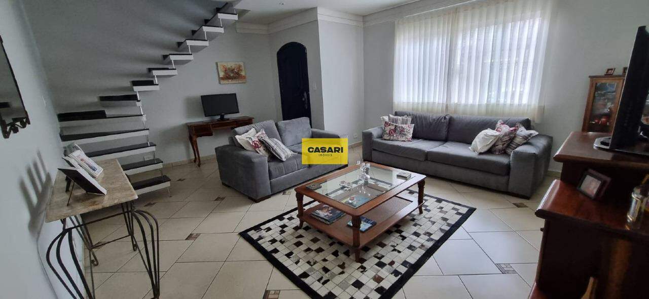 Sobrado para à venda no bairro Nova Petrópolis, São Bernardo do Campo - Casari Imóveis: 