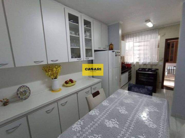Casa para à venda no bairro Santa Terezinha, São Bernardo do Campo - Casari Imóveis: 