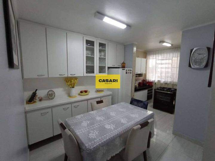 Casa para à venda no bairro Santa Terezinha, São Bernardo do Campo - Casari Imóveis: 