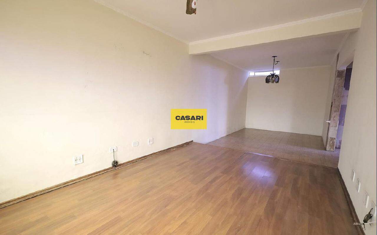 Sobrado para à venda no bairro Vila Alice, Santo André - Casari Imóveis: 