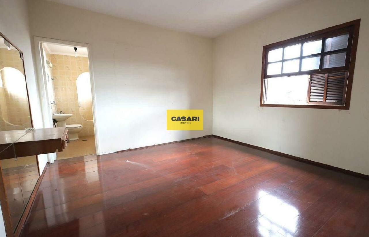 Sobrado para à venda no bairro Vila Alice, Santo André - Casari Imóveis: 