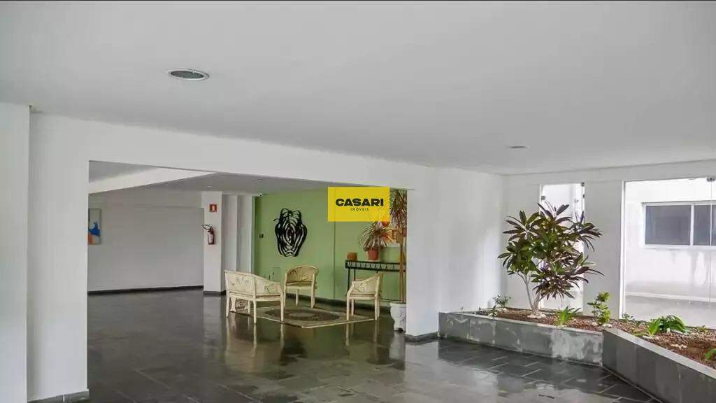Apartamento para à venda no bairro Centro, São Bernardo do Campo - Casari Imóveis: Hall de entrada