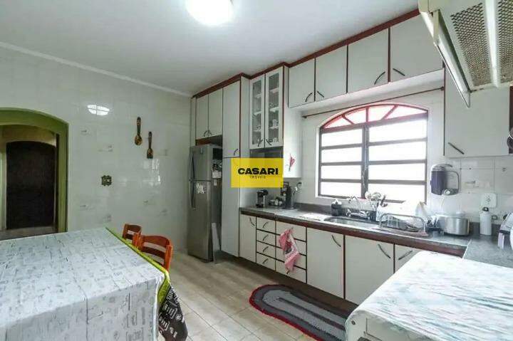 Sobrado à venda no Alves Dias: 