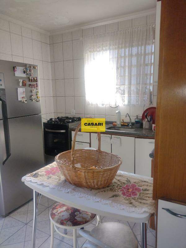 Casa para à venda no bairro Alves Dias, São Bernardo do Campo - Casari Imóveis: 
