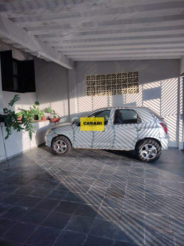 Casa para à venda no bairro Alves Dias, São Bernardo do Campo - Casari Imóveis: 