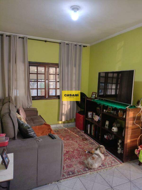 Casa para à venda no bairro Alves Dias, São Bernardo do Campo - Casari Imóveis: 