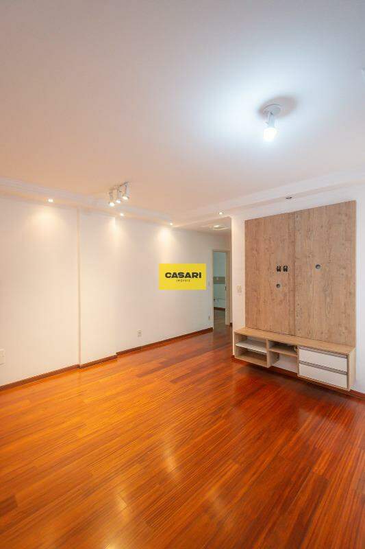 Apartamento para à venda no bairro Baeta Neves, São Bernardo do Campo - Casari Imóveis: 
