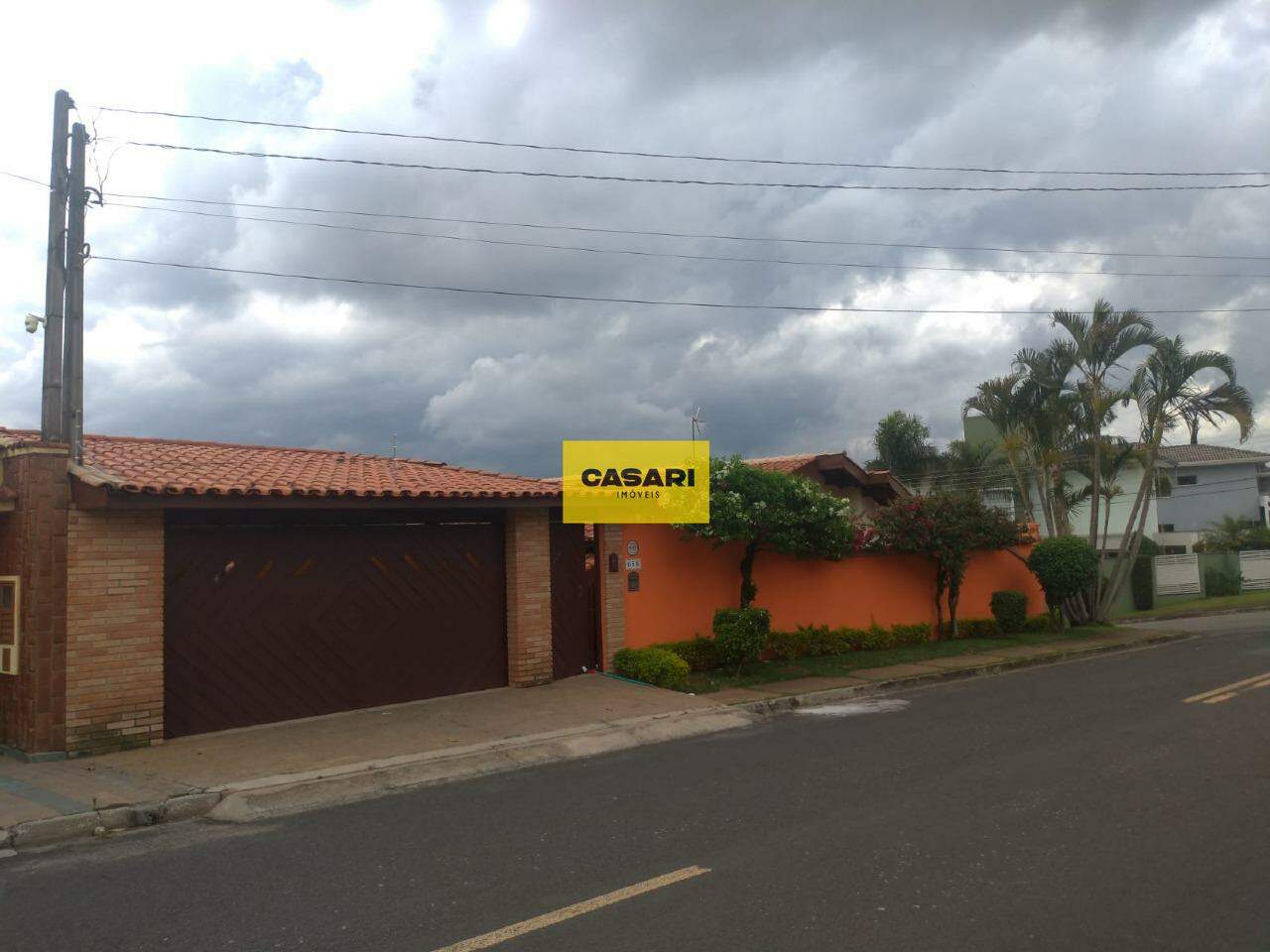 Casa para à venda no bairro Jardim do Lago, Atibaia - Casari Imóveis: 