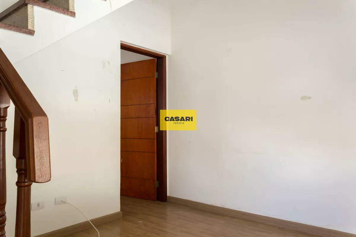 Sobrado à venda no Baeta Neves: 