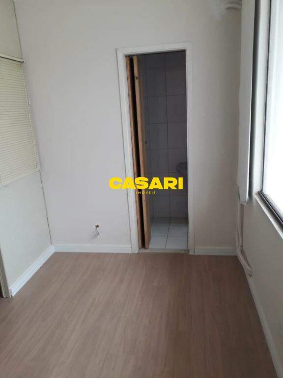 Sala para para aluguel no bairro Jardim Hollywood, São Bernardo do Campo - Casari Imóveis: 