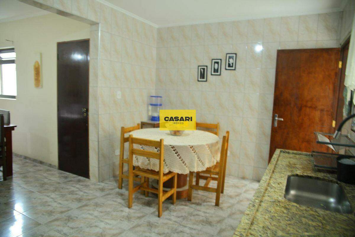 Sobrado para à venda no bairro Nova Petrópolis, São Bernardo do Campo - Casari Imóveis: 
