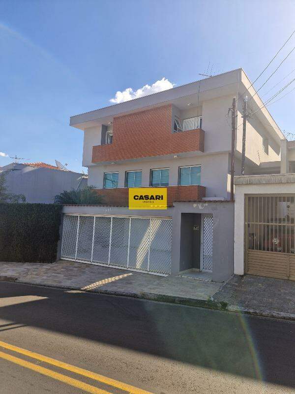 Casa Assobradada para à venda no bairro Jordanópolis, São Bernardo do Campo - Casari Imóveis: 