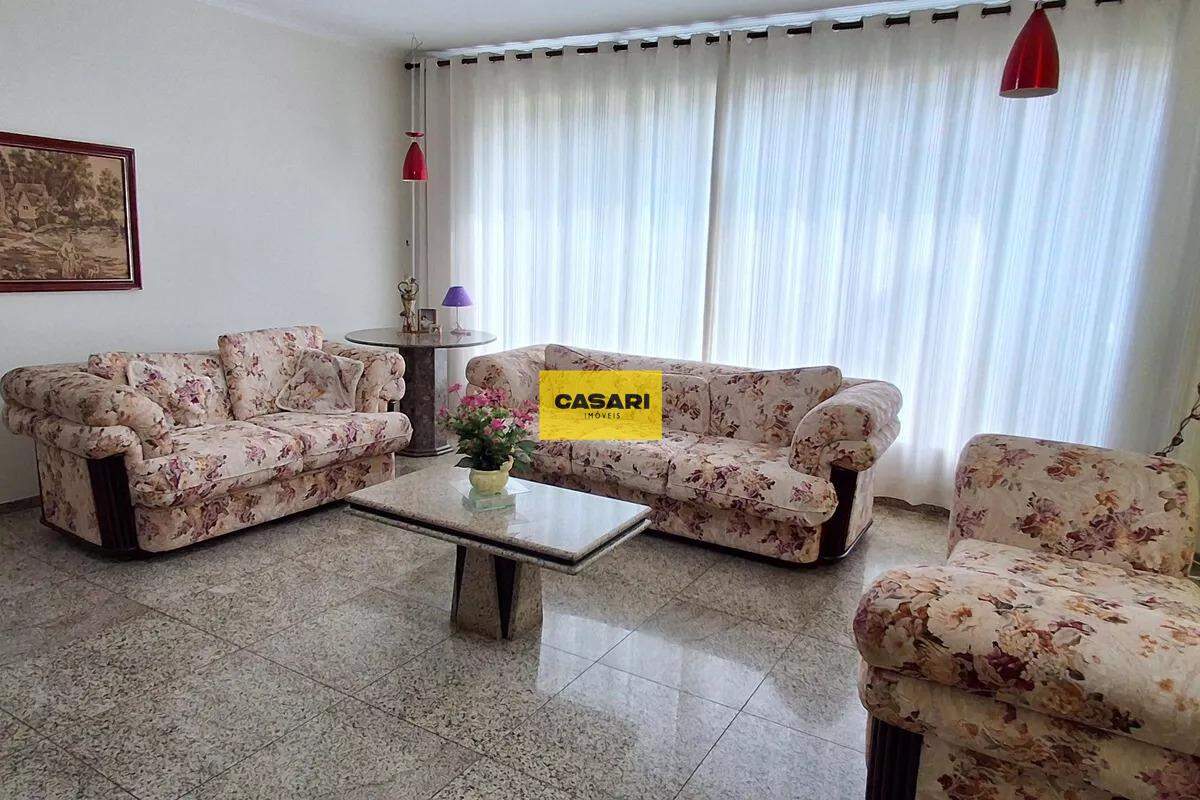 Sobrado para à venda no bairro Rudge Ramos, São Bernardo do Campo - Casari Imóveis: 