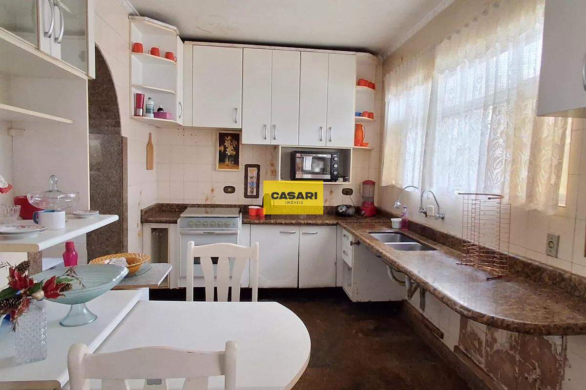 Sobrado para à venda no bairro Rudge Ramos, São Bernardo do Campo - Casari Imóveis: 