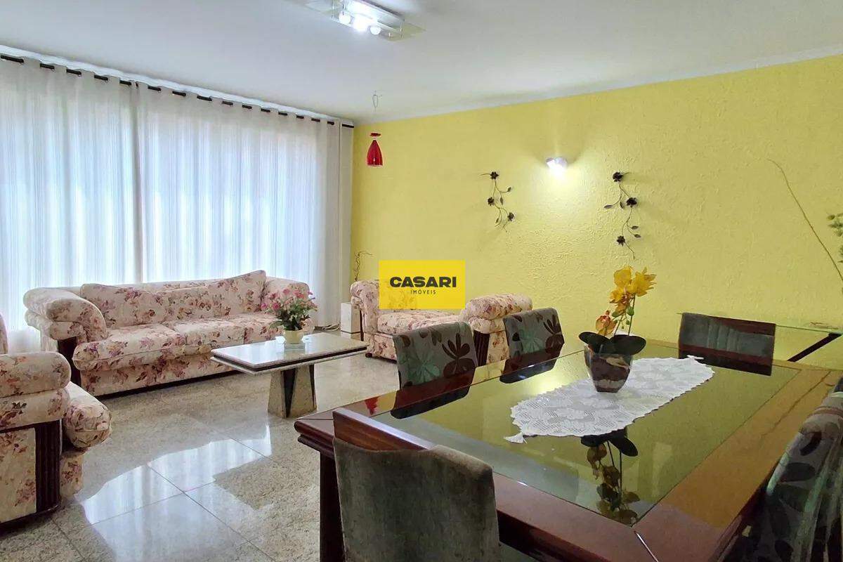 Sobrado para à venda no bairro Rudge Ramos, São Bernardo do Campo - Casari Imóveis: 