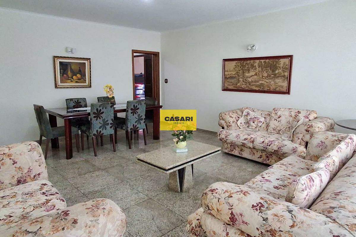 Sobrado para à venda no bairro Rudge Ramos, São Bernardo do Campo - Casari Imóveis: 