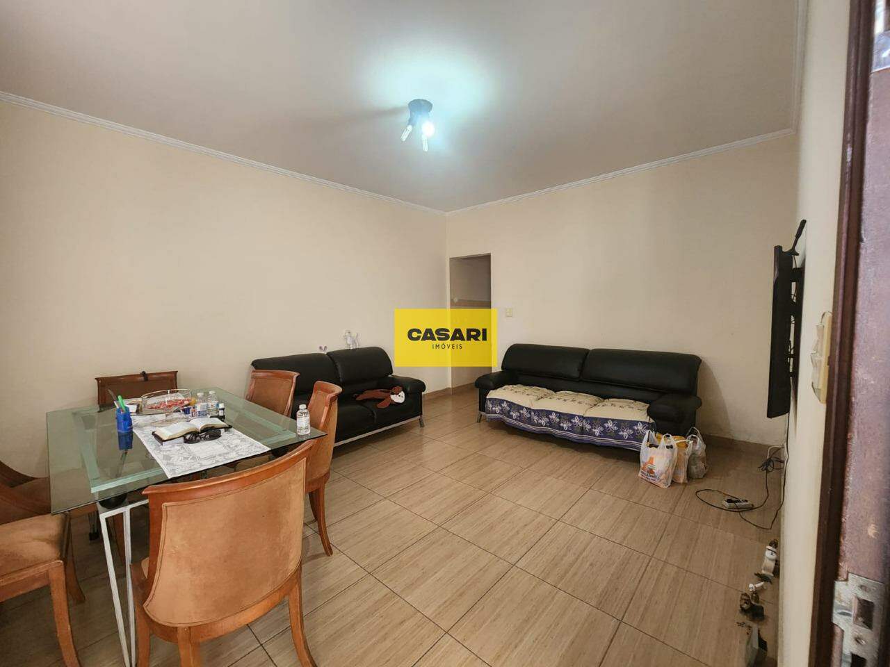 Casa para à venda no bairro Jordanópolis, São Bernardo do Campo - Casari Imóveis: 