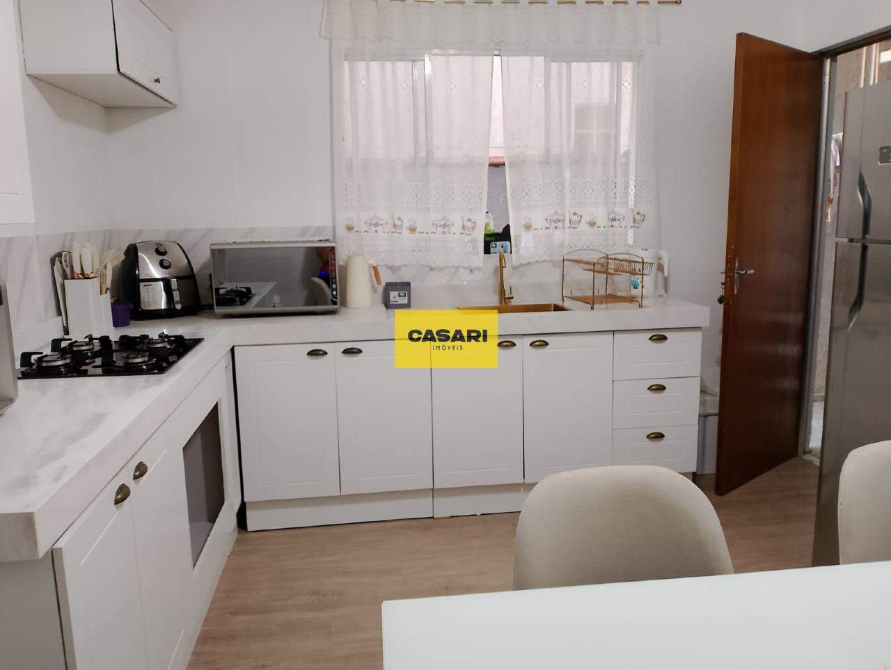 Sobrado para à venda no bairro Alves Dias, São Bernardo do Campo - Casari Imóveis: 