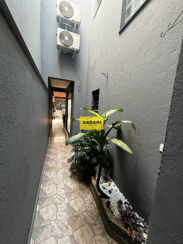 Sobrado para à venda no bairro Olímpico, São Caetano do Sul - Casari Imóveis: 