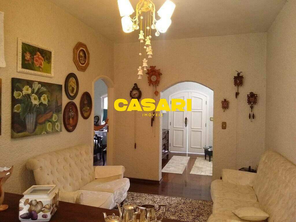 Casa para para aluguel no bairro Rio Grande, São Bernardo do Campo - Casari Imóveis: 