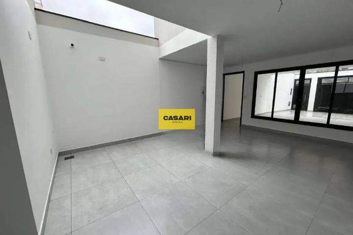 Sobrado para à venda no bairro Jardim Bela Vista, São Bernardo do Campo - Casari Imóveis: 