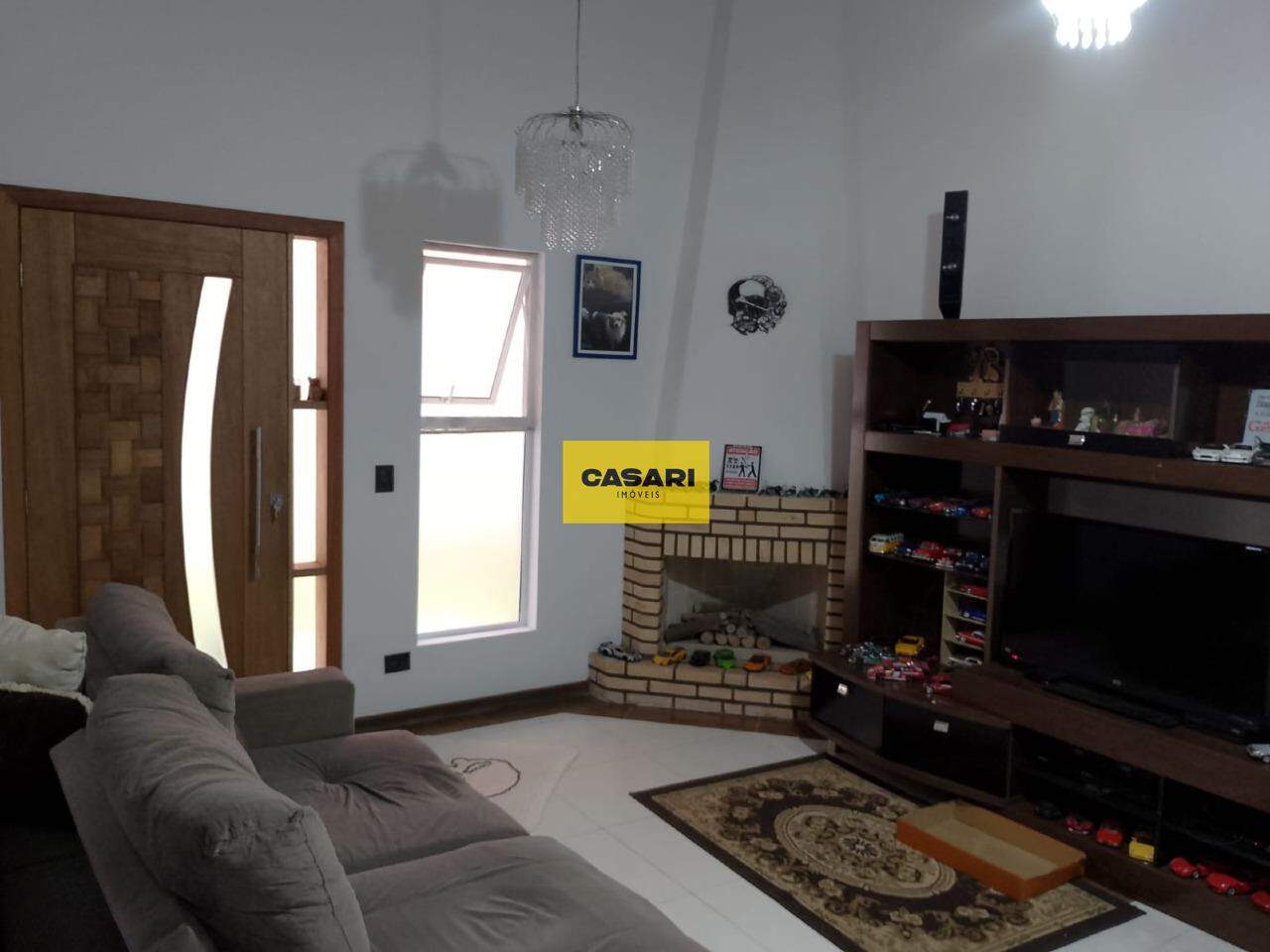 Casa para à venda no bairro Dos Finco, São Bernardo do Campo - Casari Imóveis: 