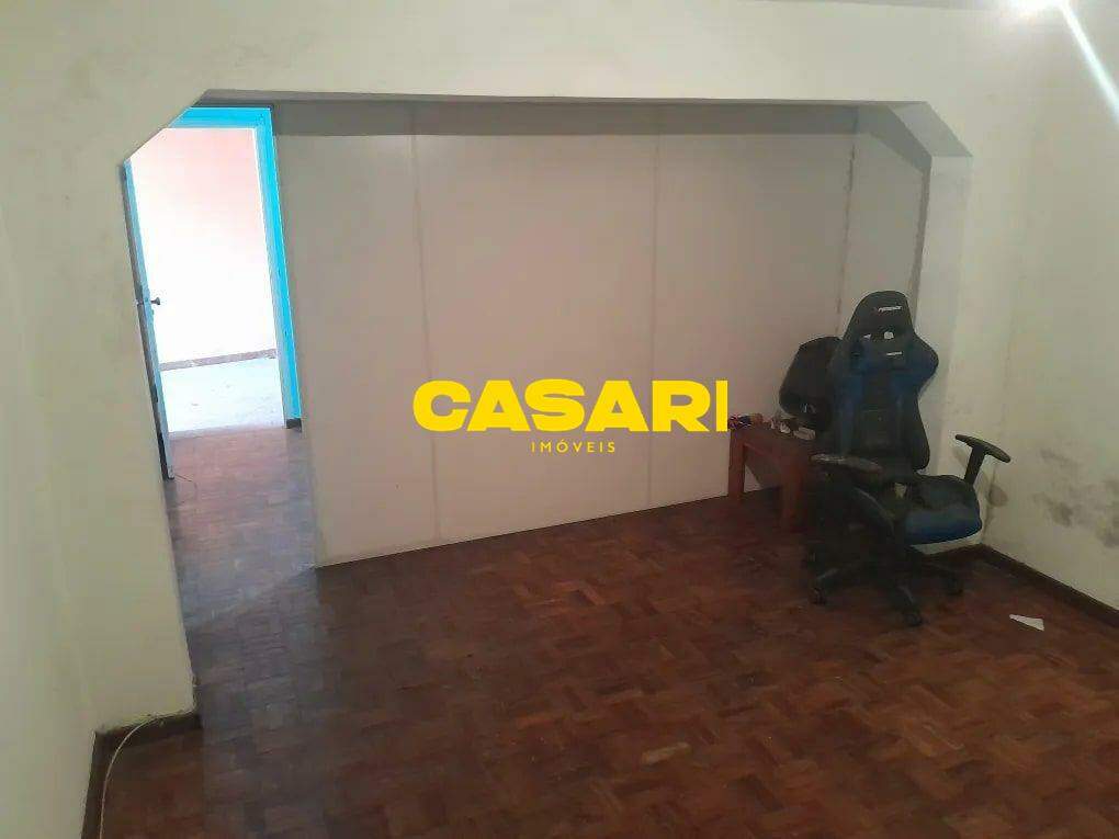 Casa Assobradada para à venda no bairro Vila Assunção, São Bernardo do Campo - Casari Imóveis: 