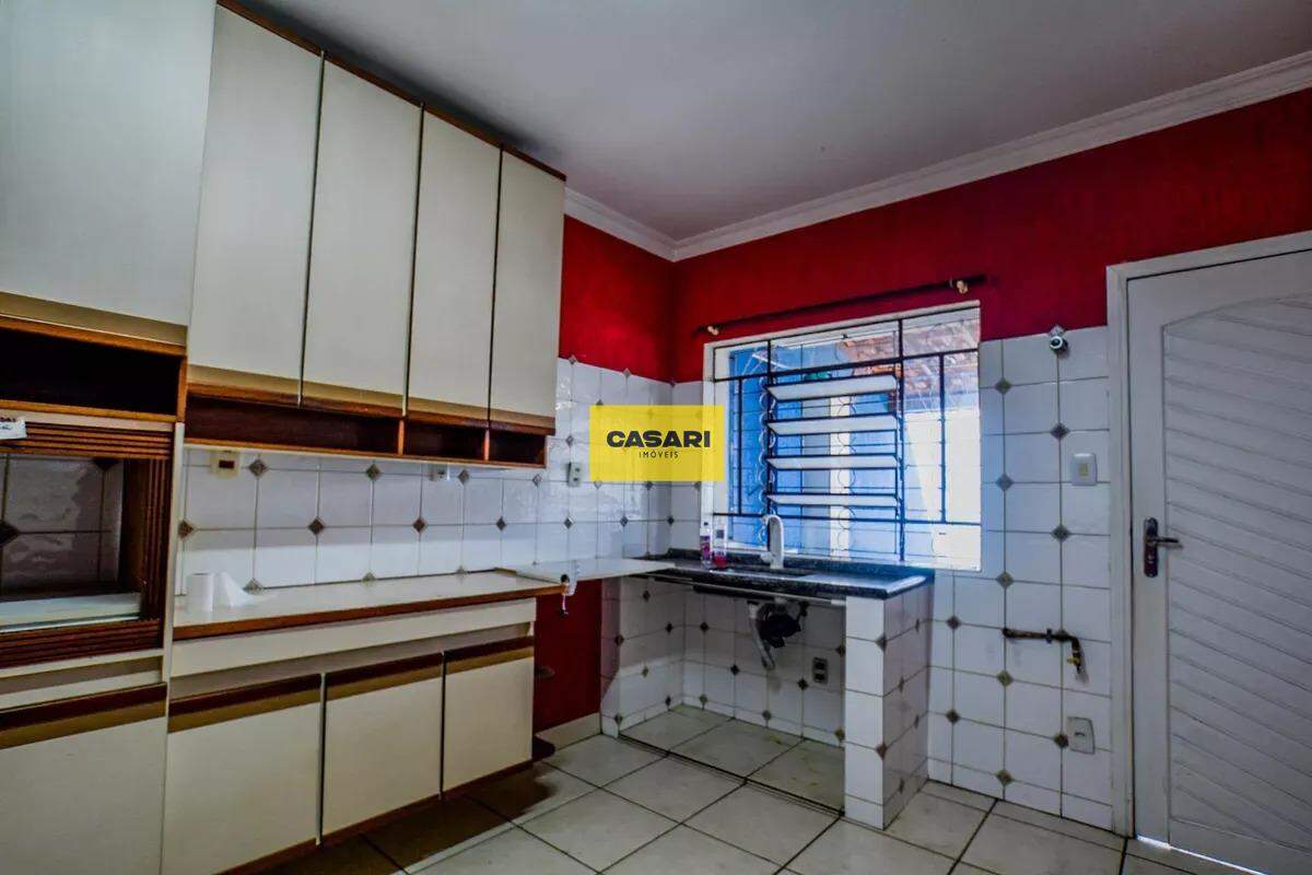 Sobrado para à venda no bairro Vila Scarpelli, São Bernardo do Campo - Casari Imóveis: 