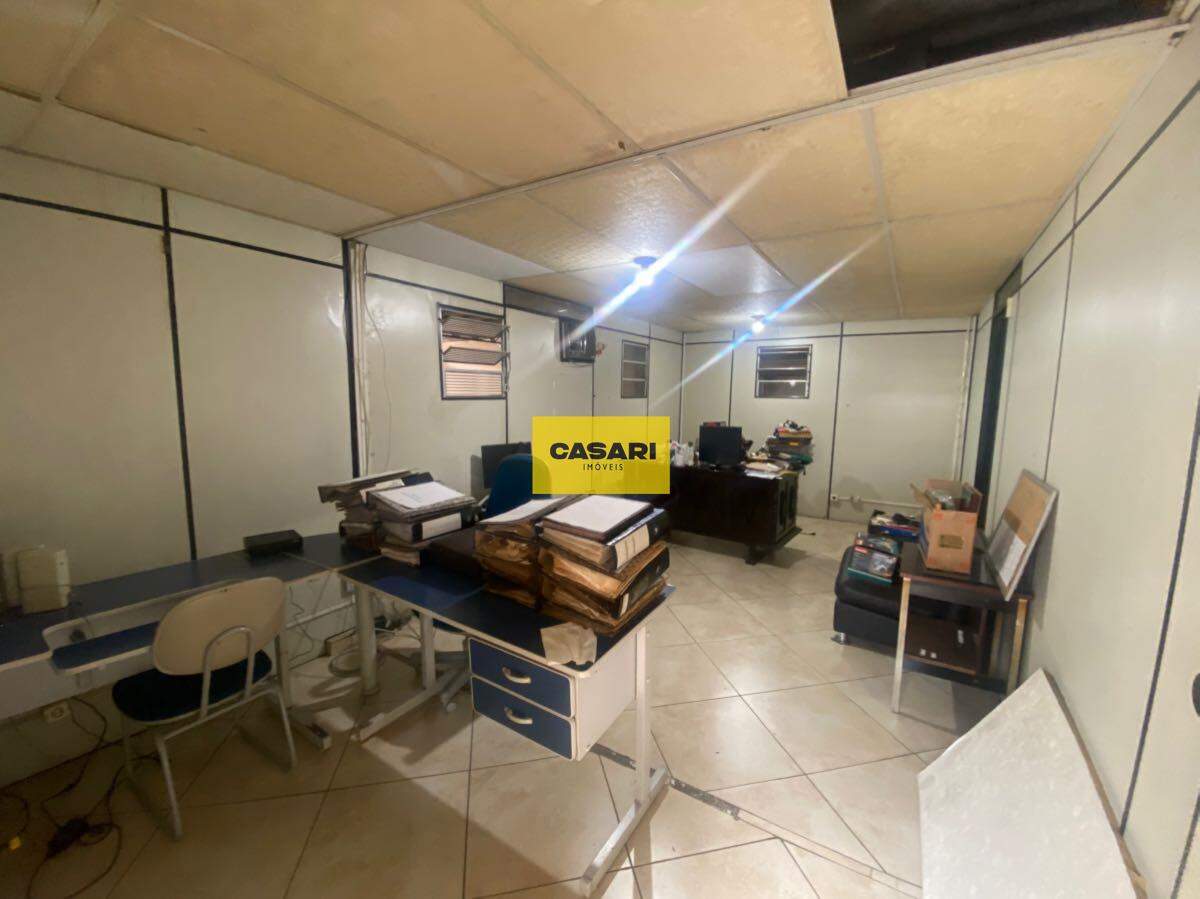 Casa comercial para para aluguel no bairro Jardim do Mar, São Bernardo do Campo - Casari Imóveis: 