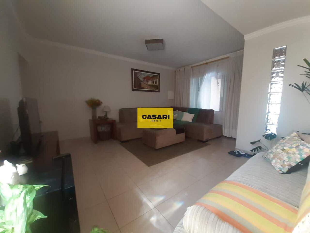 Sobrado para à venda no bairro Rudge Ramos, São Bernardo do Campo - Casari Imóveis: 