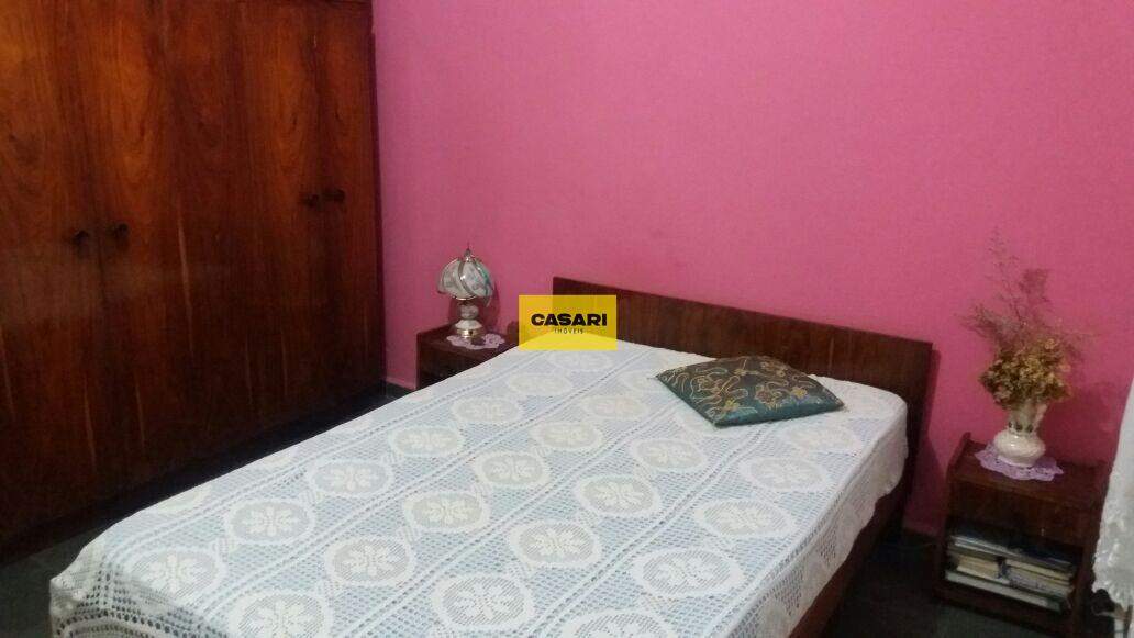 Casa para à venda no bairro Independência, São Bernardo do Campo - Casari Imóveis: 