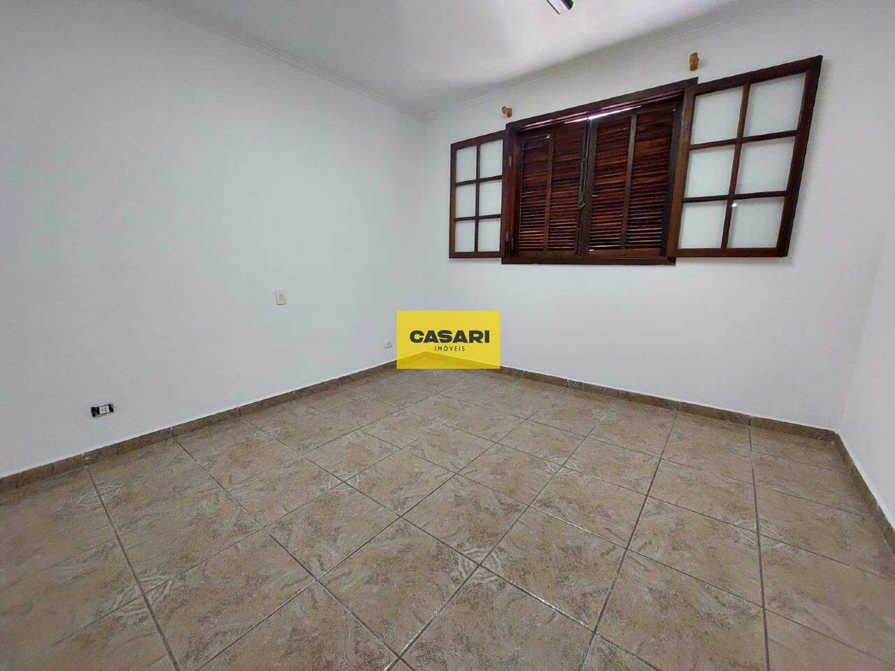 Casa para à venda no bairro Vila Valparaíso, São Bernardo do Campo - Casari Imóveis: 