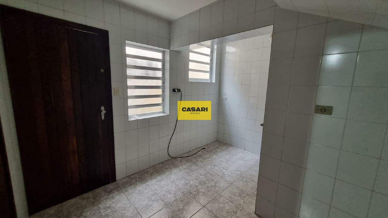 Sobrado para à venda no bairro Santa Terezinha, São Bernardo do Campo - Casari Imóveis: 