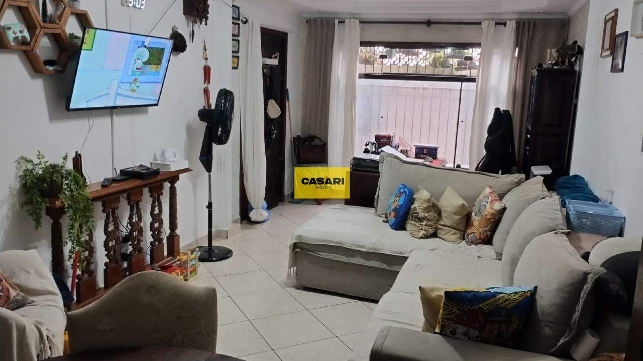 Casa para à venda no bairro Rudge Ramos, São Bernardo do Campo - Casari Imóveis: 