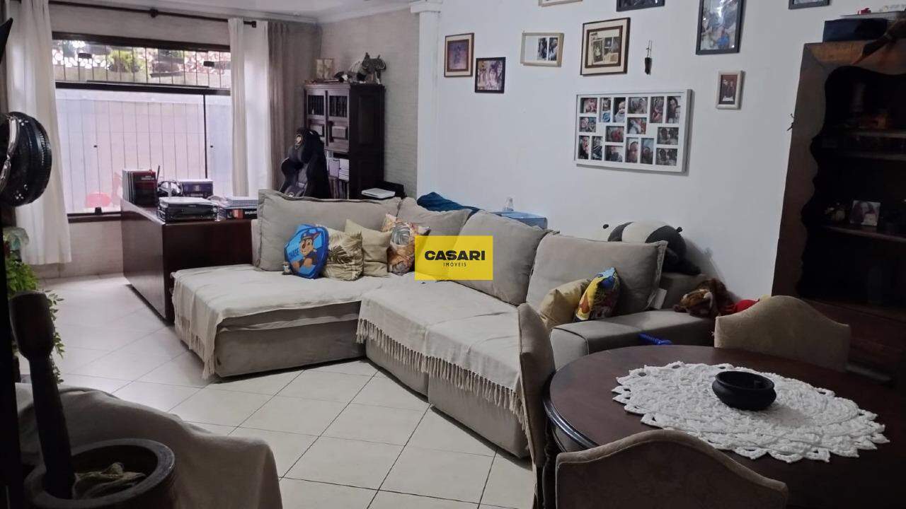 Casa para à venda no bairro Rudge Ramos, São Bernardo do Campo - Casari Imóveis: 