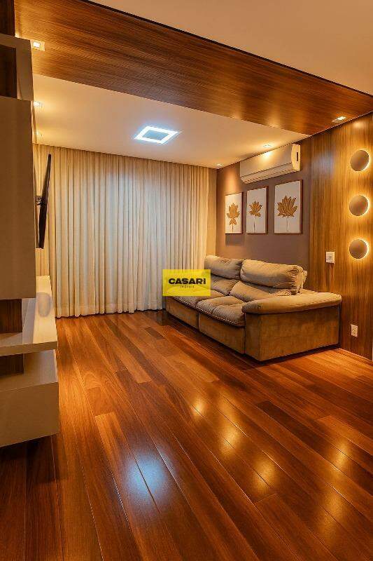Apartamento à venda no Baeta Neves: 