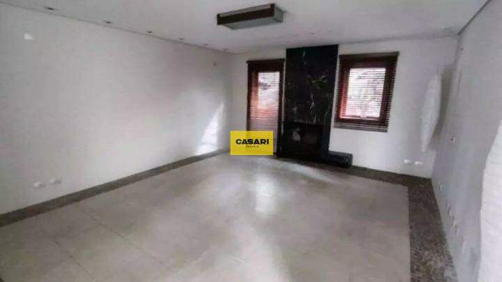 Casa em condomínio à venda no Parque Terra Nova II: 