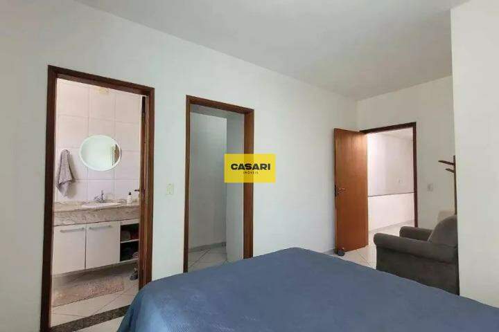 Sobrado à venda no Jardim: 