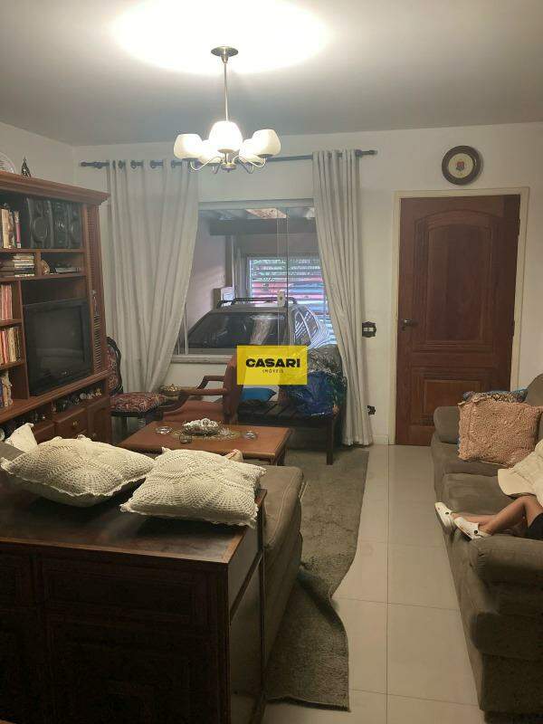Sobrado para à venda no bairro Centro, São Bernardo do Campo - Casari Imóveis: 