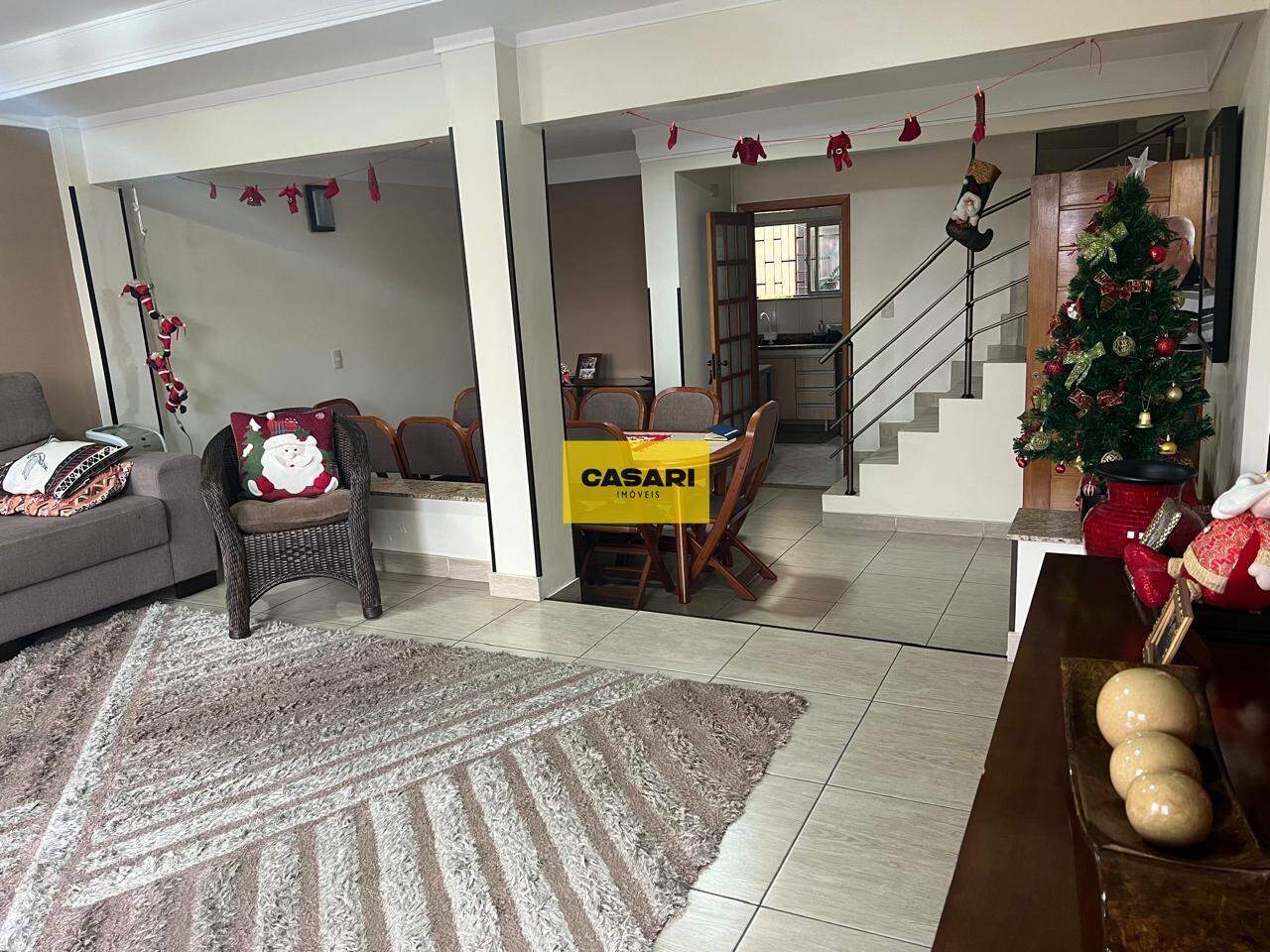 Sobrado para à venda no bairro Anchieta, São Bernardo do Campo - Casari Imóveis: 