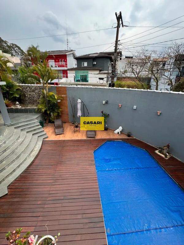 Sobrado para à venda no bairro Independência, São Bernardo do Campo - Casari Imóveis: 