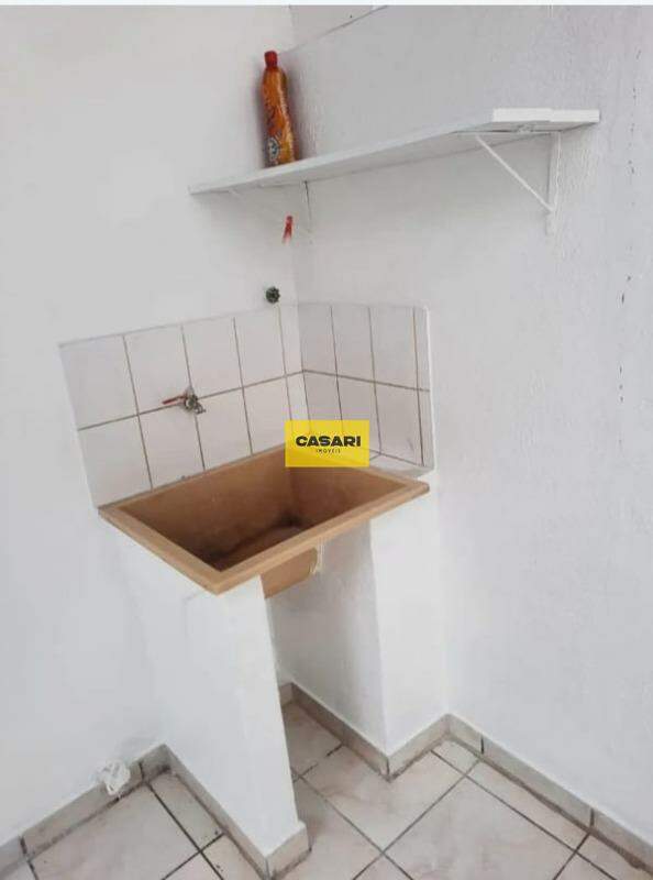 Casa para à venda no bairro Jardim Bom Pastor, Santo André - Casari Imóveis: 