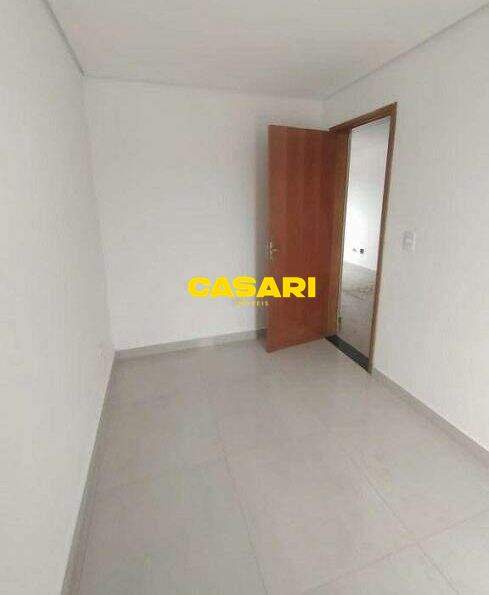Cobertura para à venda no bairro Vila Luzita, Santo André - Casari Imóveis: 