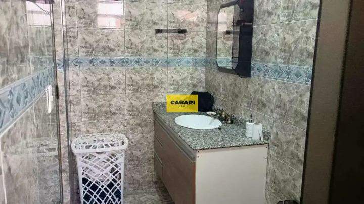 Sobrado para à venda no bairro Alves Dias, São Bernardo do Campo - Casari Imóveis: 