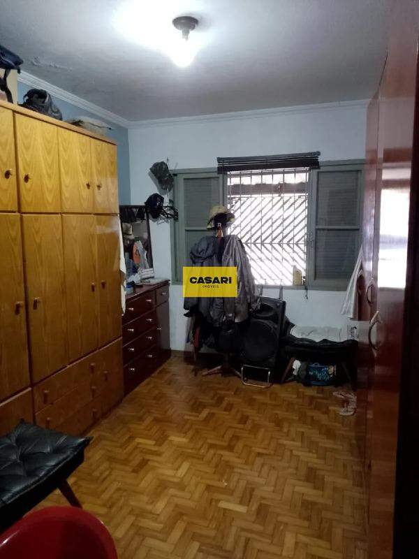 Casa para para aluguel no bairro Jardim Stella, Santo André - Casari Imóveis: 