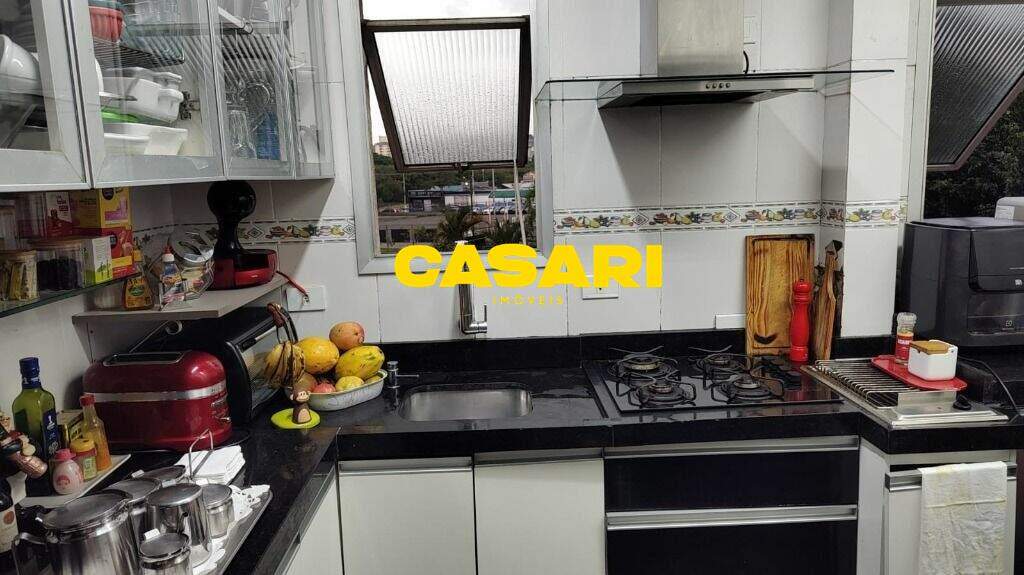Apartamento para para aluguel no bairro Baeta Neves, São Bernardo do Campo - Casari Imóveis: 